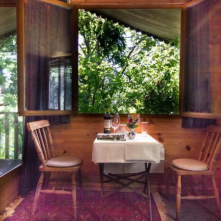 Les Quatre Siecles Bed & Breakfast Herce Exterior photo