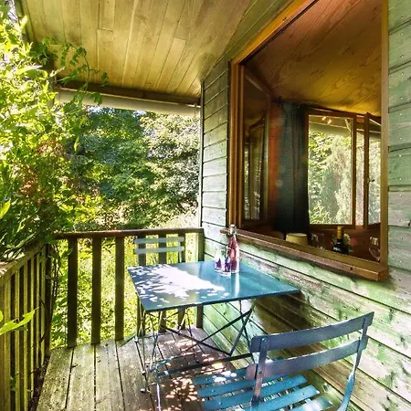 Les Quatre Siecles Bed & Breakfast Herce Exterior photo