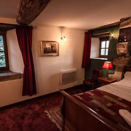 Les Quatre Siecles Bed & Breakfast Herce Exterior photo